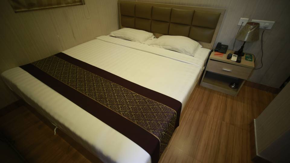 Hotel Comfotel, Kolkata Kolkata Premium Room Hotel Comfotel Kolkata 4